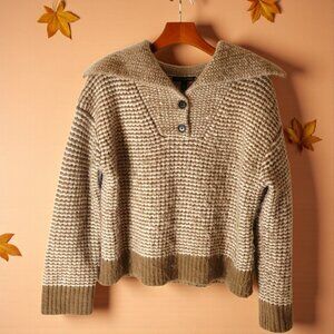 Banana Republic Soft Fuzzy Collared Knit Pullover Sweater Cozy Neutral- Medium
